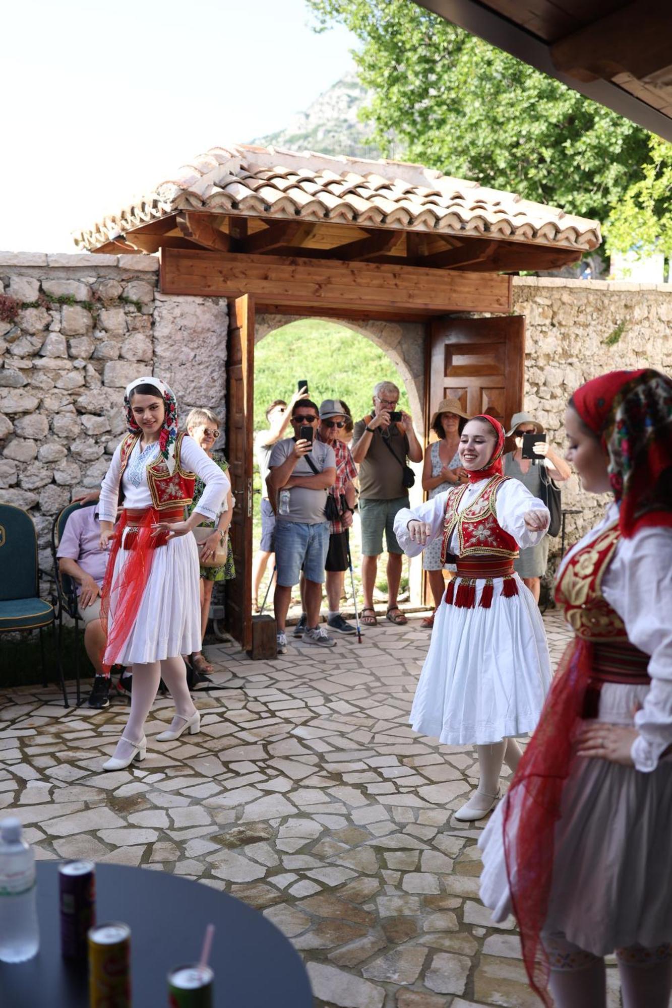 Kruja Albergo Diffuso , Inside Kruja Castle Luaran gambar